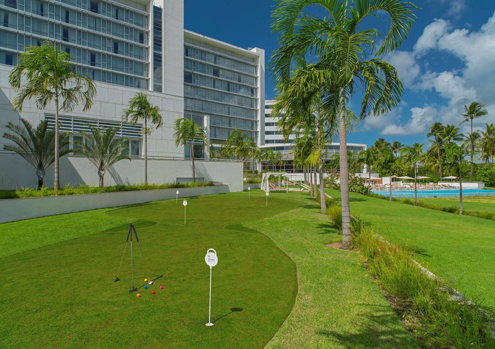 Sheraton Reserva Do Paiva กาโป เด ซันโตอากอสตีโญ ภายนอก รูปภาพ Golf course at the Atlantis Paradise Island