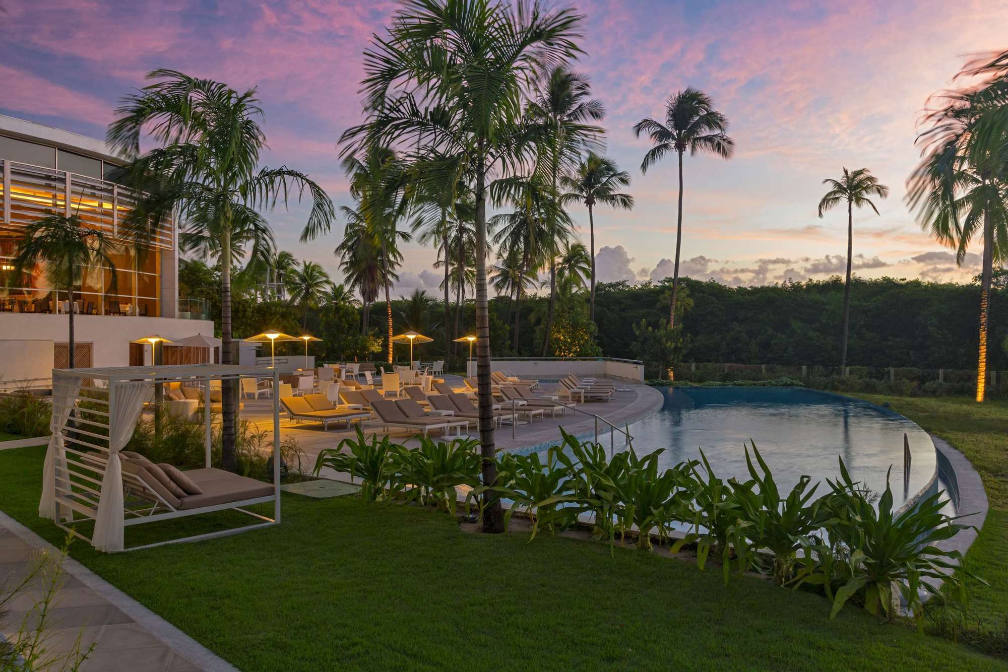Sheraton Reserva Do Paiva กาโป เด ซันโตอากอสตีโญ ภายนอก รูปภาพ The swimming pool at the resort