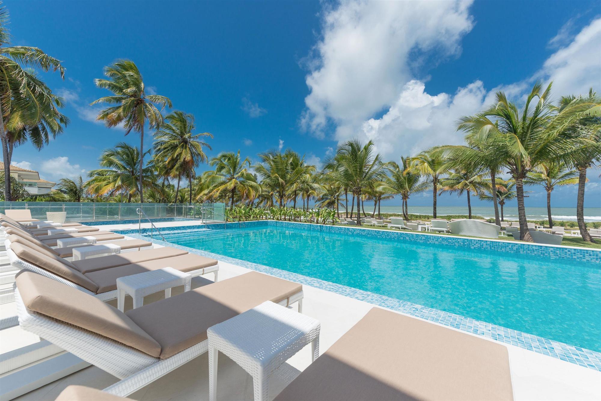 Sheraton Reserva Do Paiva กาโป เด ซันโตอากอสตีโญ ภายนอก รูปภาพ The beach at the hotel