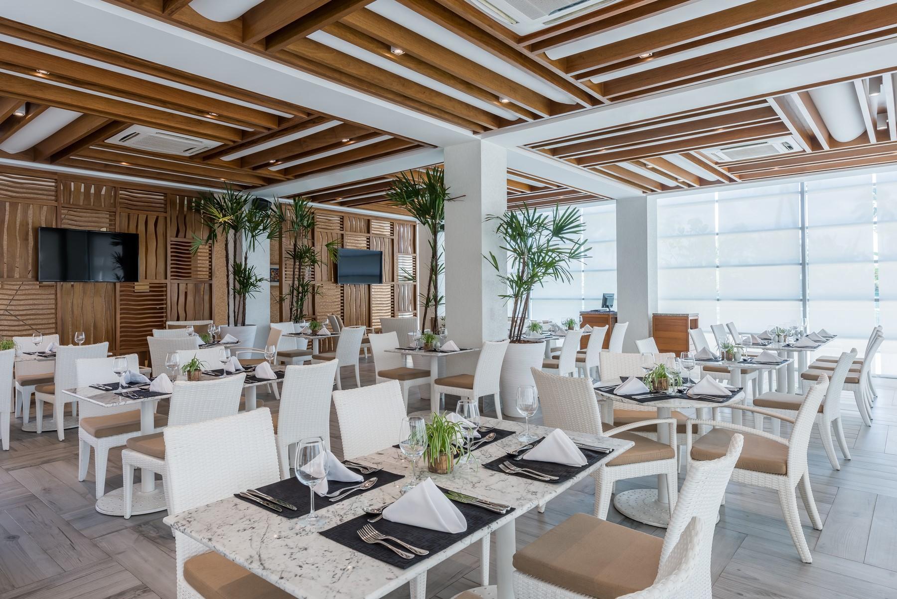 Sheraton Reserva Do Paiva กาโป เด ซันโตอากอสตีโญ ภายนอก รูปภาพ The restaurant