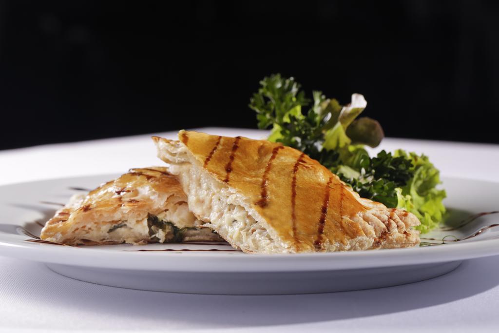 Sheraton Reserva Do Paiva กาโป เด ซันโตอากอสตีโญ ภายนอก รูปภาพ A grilled chicken breast