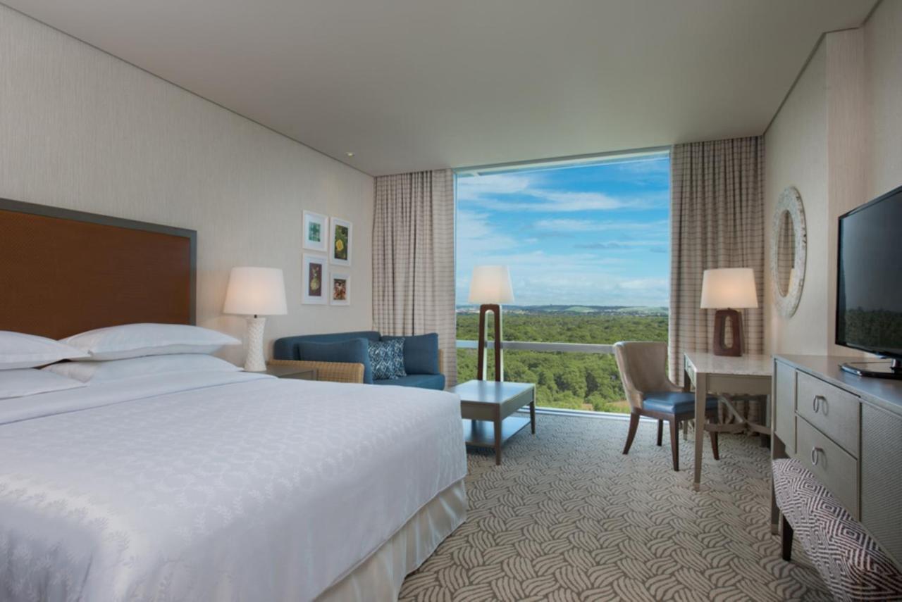 Sheraton Reserva Do Paiva กาโป เด ซันโตอากอสตีโญ ห้อง รูปภาพ A guest room at the Hilton Cancun Resort
